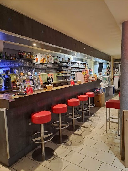 Bar du Commerce, Bar à Ainay-le-Château