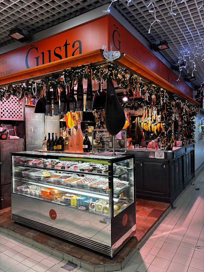 Gusta Aux Halles De Tours, Bar à Tours