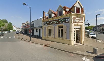 Café De L'Aiglon, Bar à Wimille