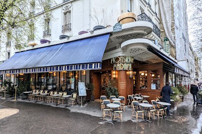 Monsieur Madame, Bar à Paris 17
