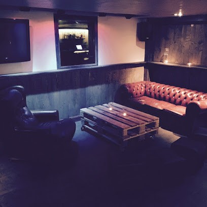 Café Chaud Morzine, Bar à Morzine