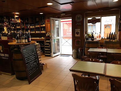 Café L'Espérance, Bar à Étampes