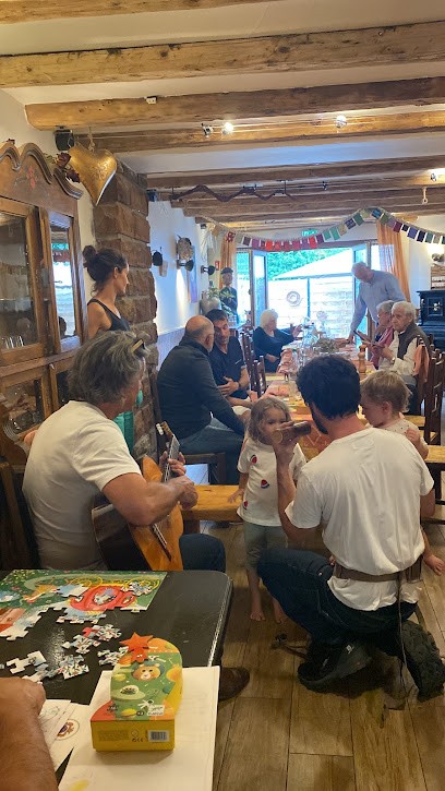 Evergreen Tomatoes, Bar à Orbey