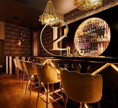 La Perla Paris, Bar à Paris 17