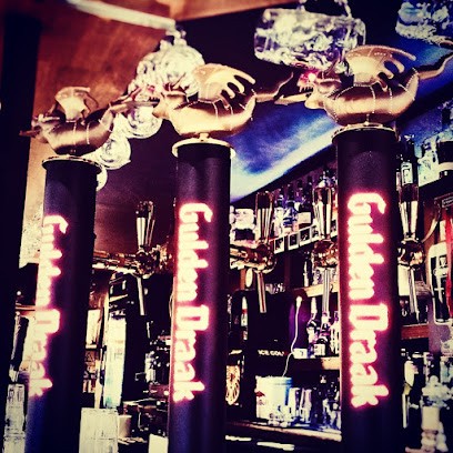 MC Cool's, Bar à Tours