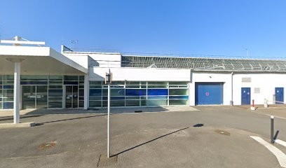 Ultimate Jet Members, Bar au Bourget