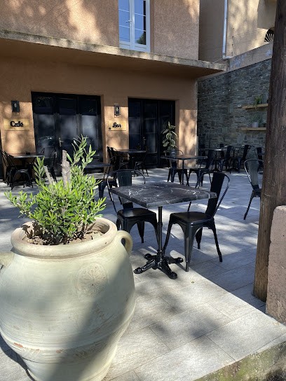 Bar Des Platanes, Bar à Pino