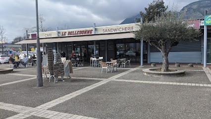 Le Belledonne, Bar à Crolles
