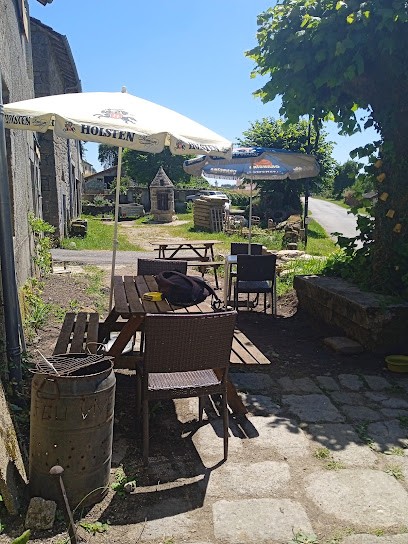 Café Baboum, Bar à Saint-Léger-la-Montagne