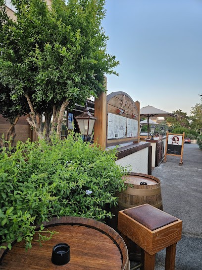 Monroe’s, Bar à Grimaud