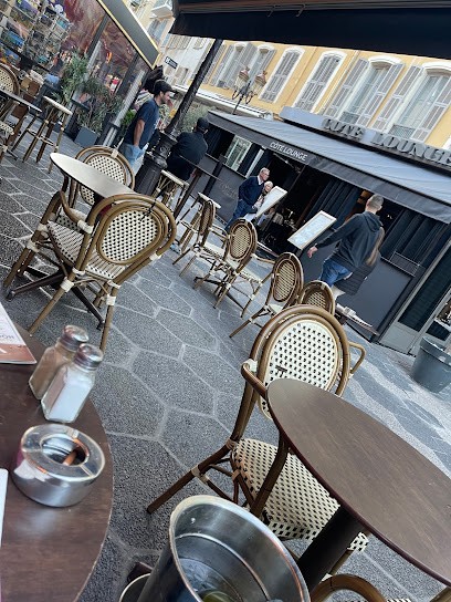 Au Bureau, Bar à Nice