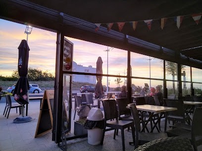 Le HUB, Bar à Leffrinckoucke