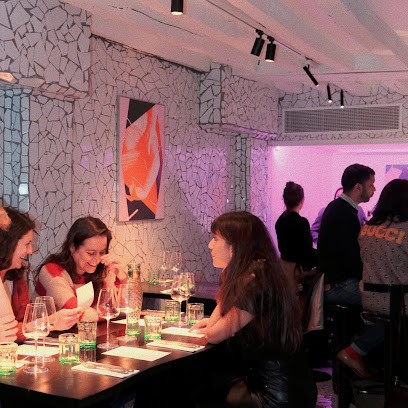 ANNA, Bar à Paris 03