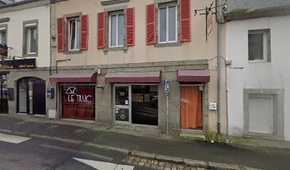 Callac Aurelie, Bar à Lannion