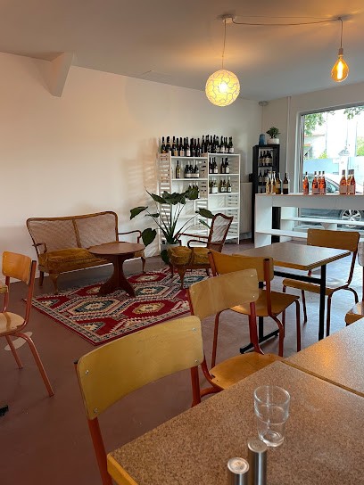 Le Nid - Cantine Familiale, Bar à Maisons-Alfort