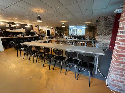 Brasserie Artisanale La Fabriq', Bar à Râches