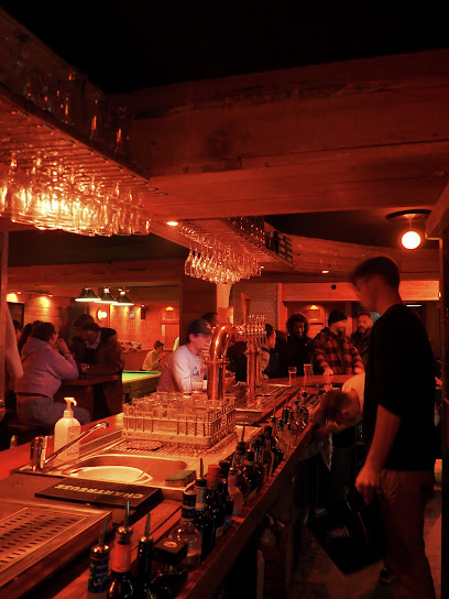 La Grotte, Bar à la Salle-les-Alpes