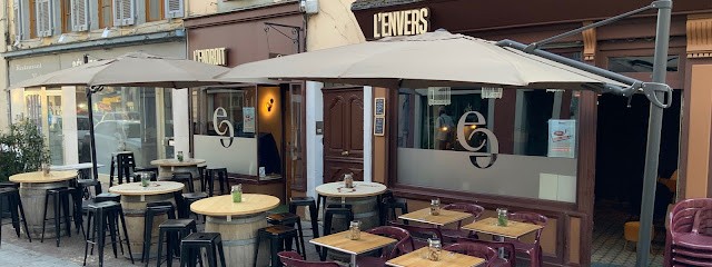 L'endroit l'envers, Bar à Montbéliard