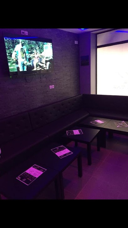 New Lounge, Bar à Villemomble