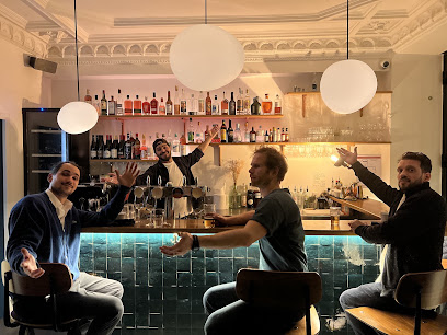Les Collègues, Bar à Paris 10