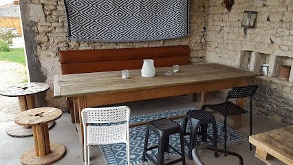 La Forge, Bar à Fors