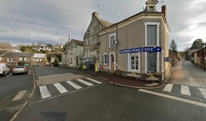 Martin Agnès, Bar à Chaudefonds-sur-Layon