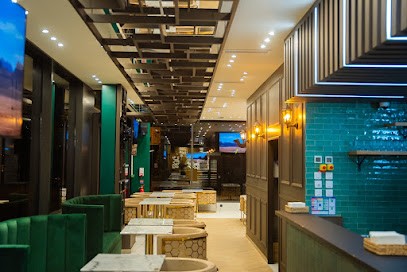 MAYA RESTAURANT, Bar à Paris 13