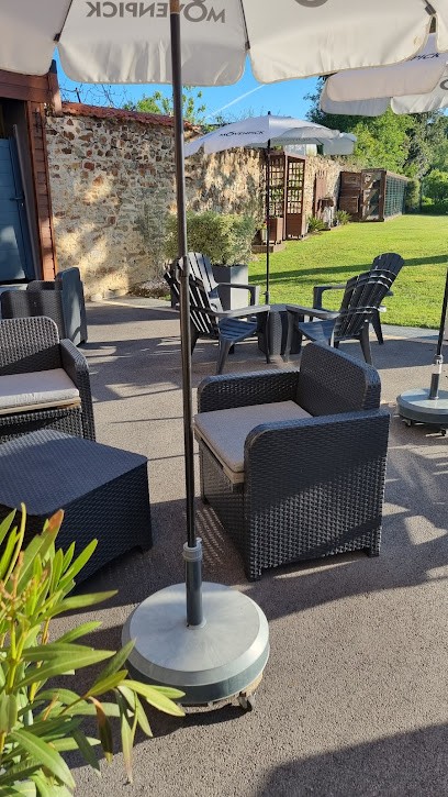 L'Hynou-Bliable, Bar à Cossé-le-Vivien