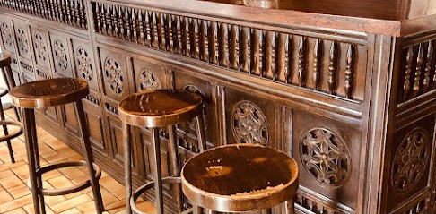 Tavarn Ker Is, Bar à Plouyé