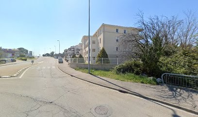 Shake Your Moments, Bar à Châteaurenard