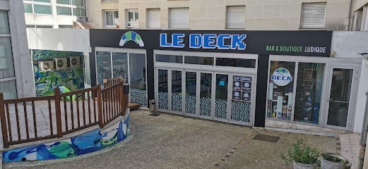 Le Deck, Bar à Orsay