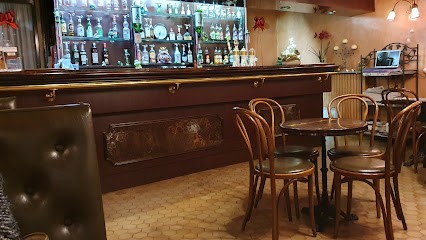 Flattot Nicole, Bar à Tournus