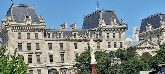 XS PARIS, Bar à Ivry-sur-Seine