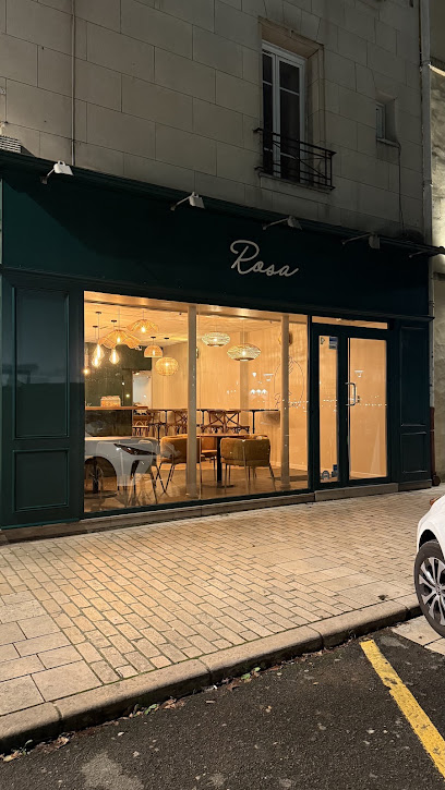 Rosa, Bar à Chantilly