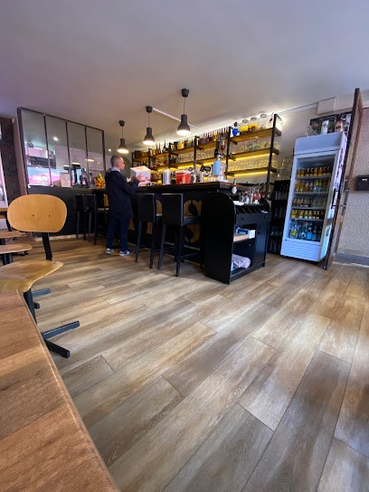 LE CAPS BAR, Bar à Saulieu