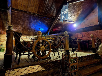 Le Libertalia Bar, Bar à Macheren
