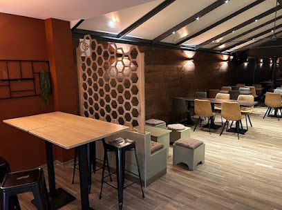 Le Brictus, Bar à Bressols