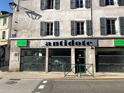 Antidote, Bar à Gex