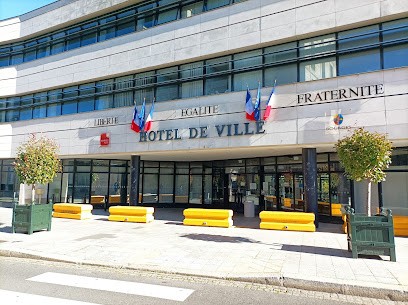 Bar De L'Hotel De Ville, Bar à Bourges