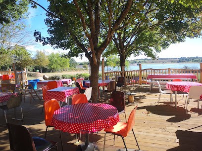 Guinguette Chez Gus, Bar à La Tessoualle