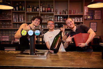 Amuse Tes Copains, Bar à Chartres