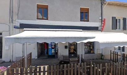 Bar Tabac Charly, Bar à Charly