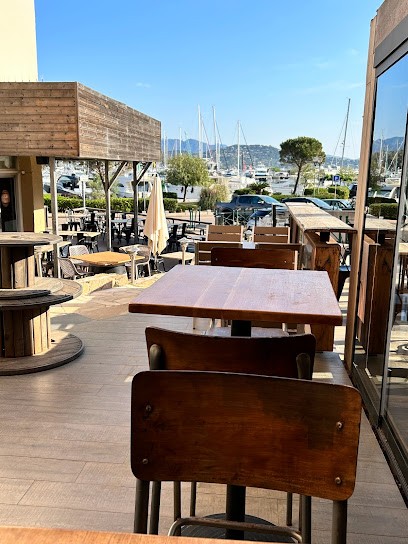 VIN137, Bar à Porto-Vecchio