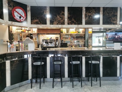 Bar De L'Aviation, Bar à Marignane