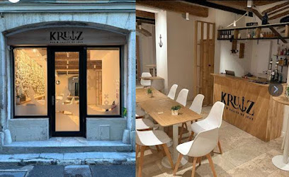 Kruz Antibes – Bar • Jeux • Billard • Karaoké & Événements, Bar à Antibes
