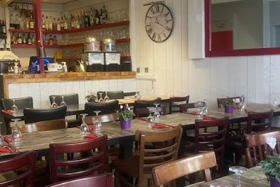 Bistro De Lacaze, Bar à Saint-Maurice