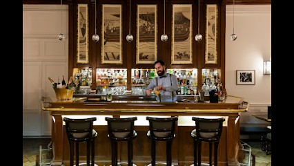 333 Café, Bar à Dinard