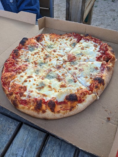 Guyot Damien Patrick Marc, Bar à Tavaux