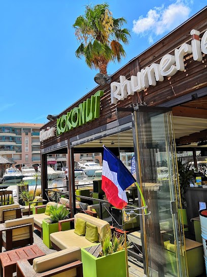 Kokonut Rhumerie 🍸 - Bar - Restauration - Evènements - Cocktails - Tapas - Glaces - à Fréjus, Bar à Fréjus