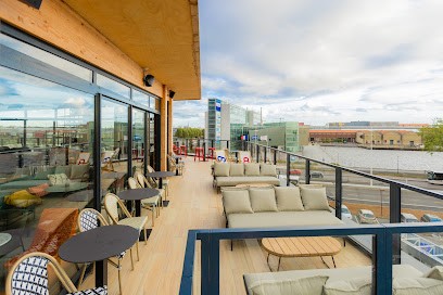 The People - Le Havre, Bar au Havre